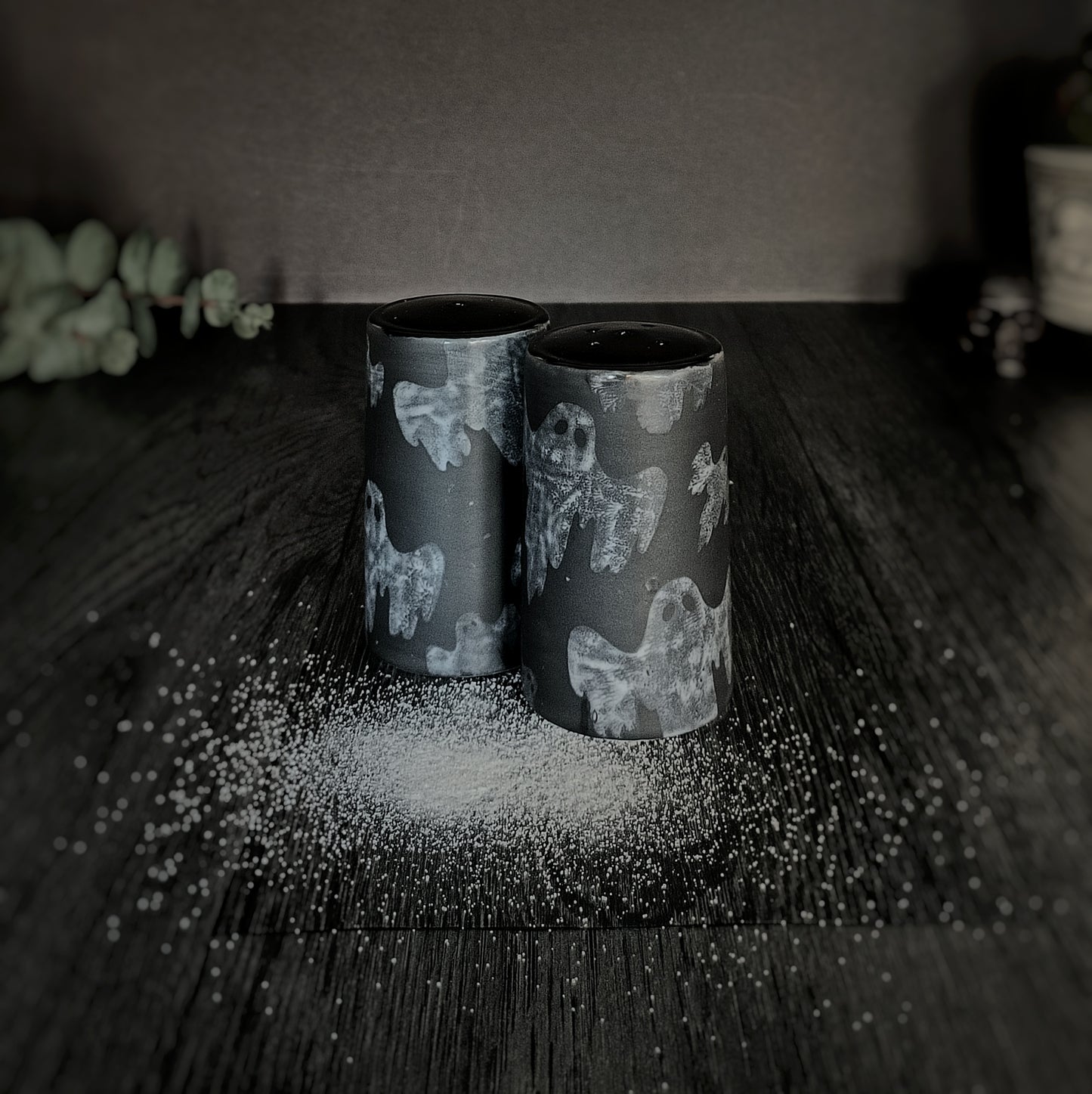 Salt & Pepper Pots