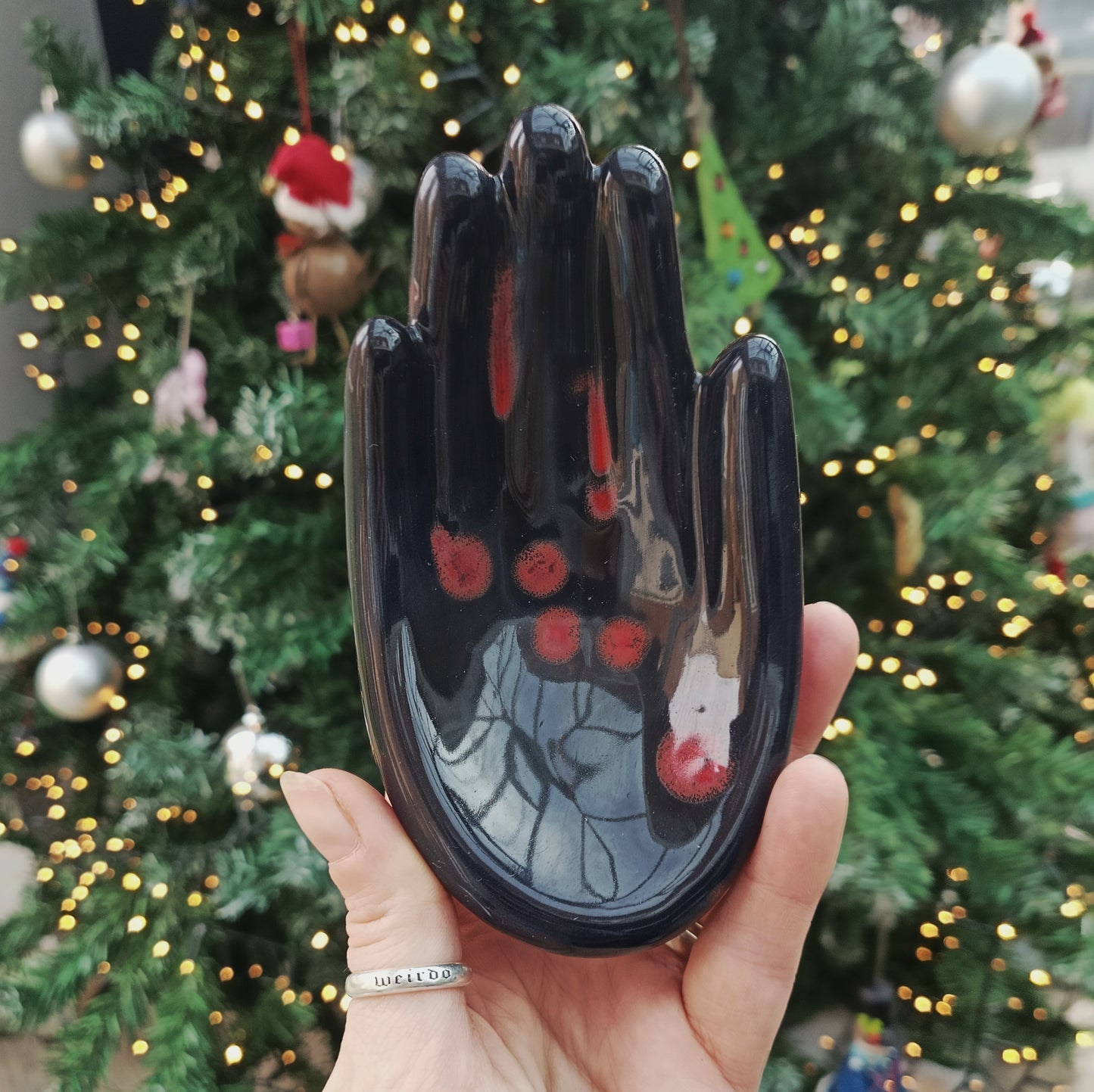 Multiple Hand Dish