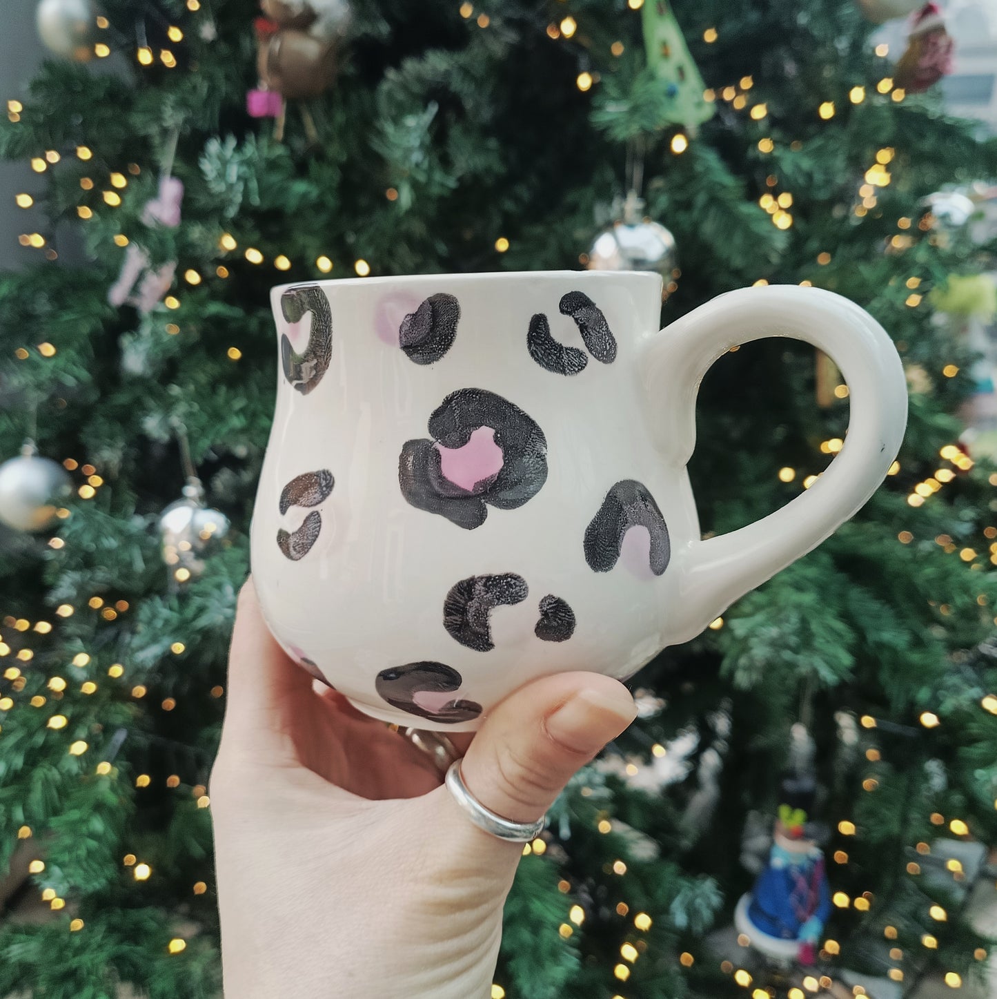 Pink Leopard Bulgy Mug