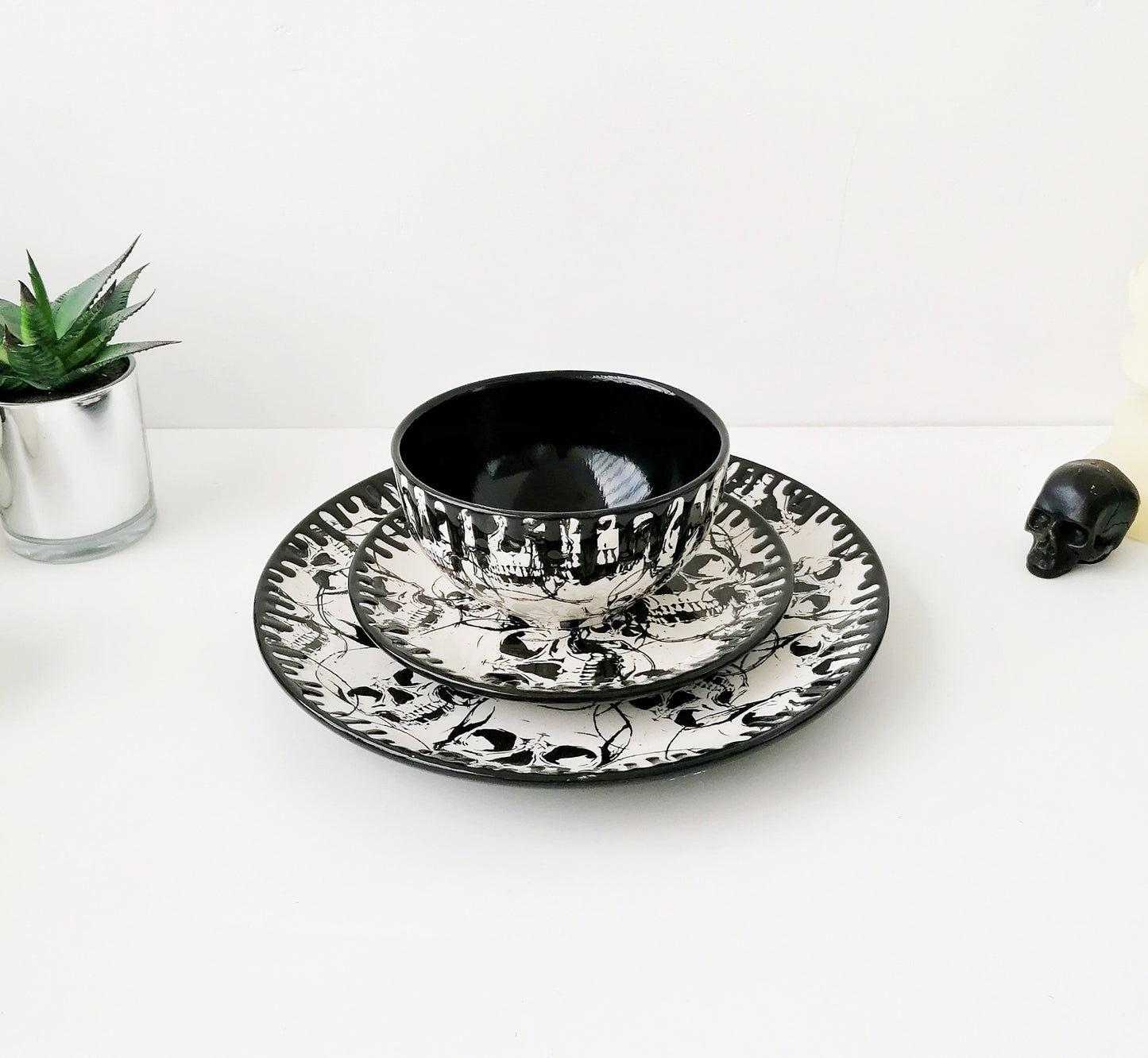 Skull Dinner Set