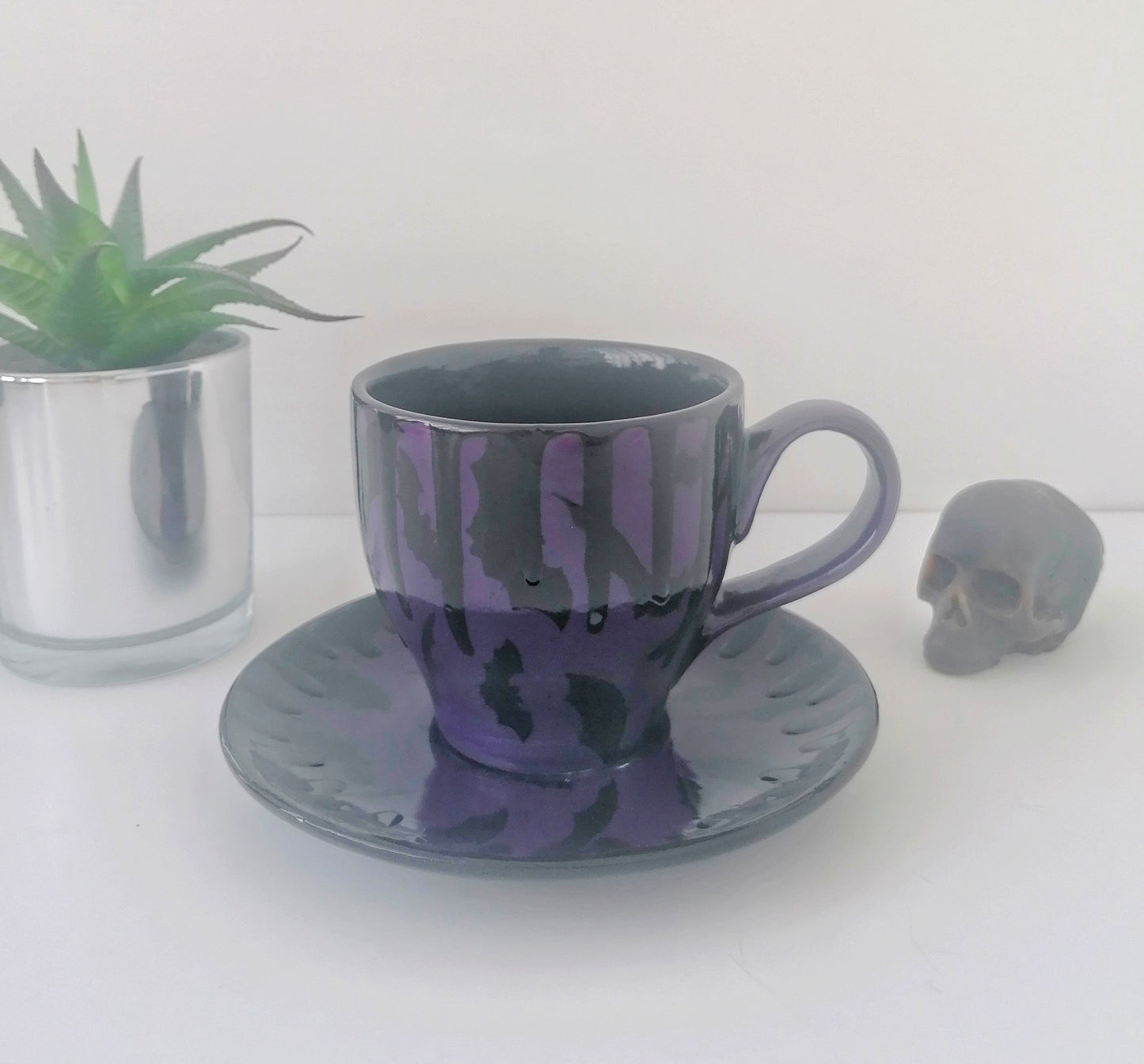 Tea Cup & Saucer Set