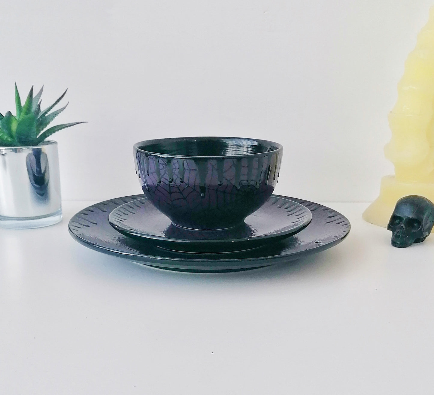Purple Web Dinner Set