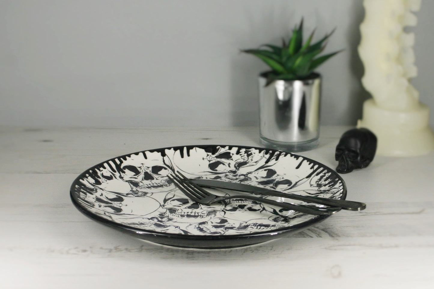 Skull Dinner Set