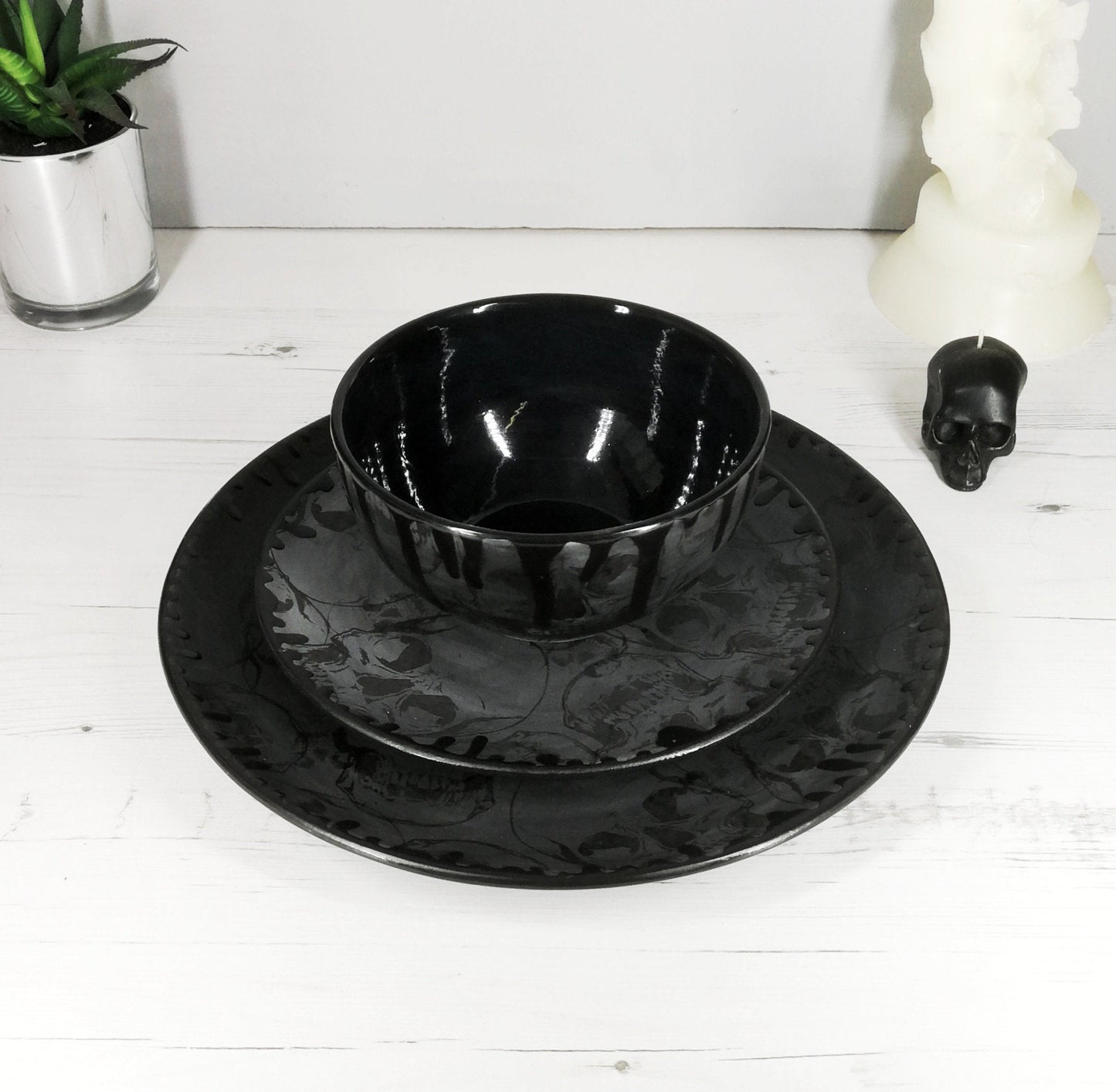 Matte Black Skull Dinner Set