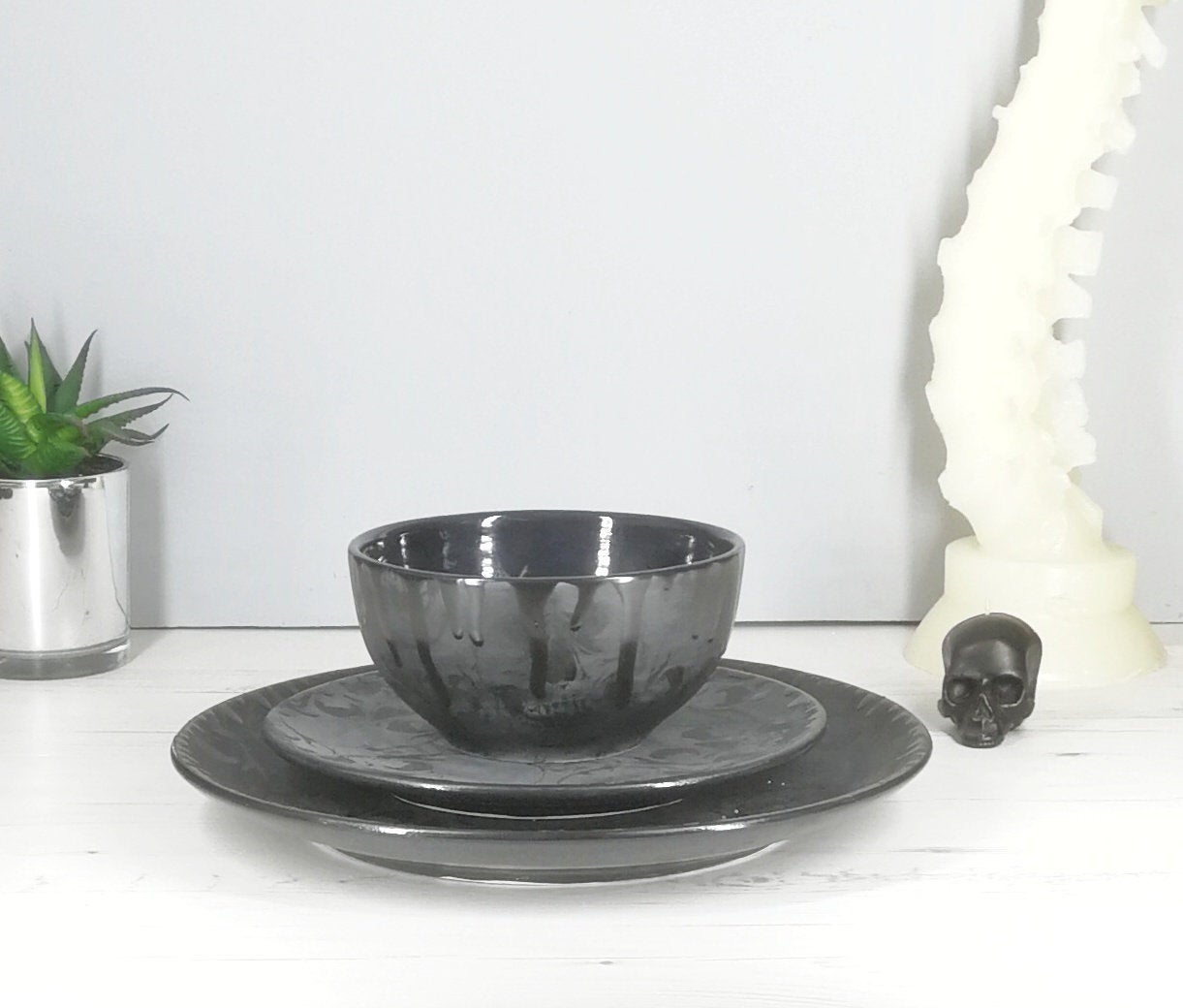 Matte Black Skull Dinner Set