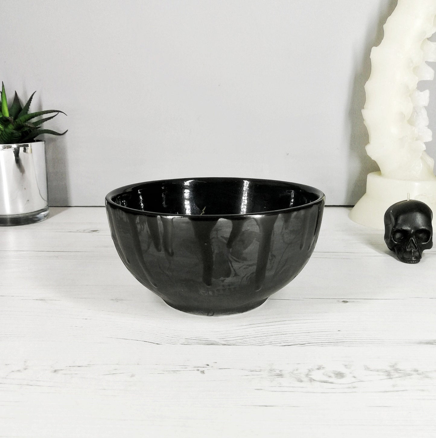 Matte Black Skull Dinner Set