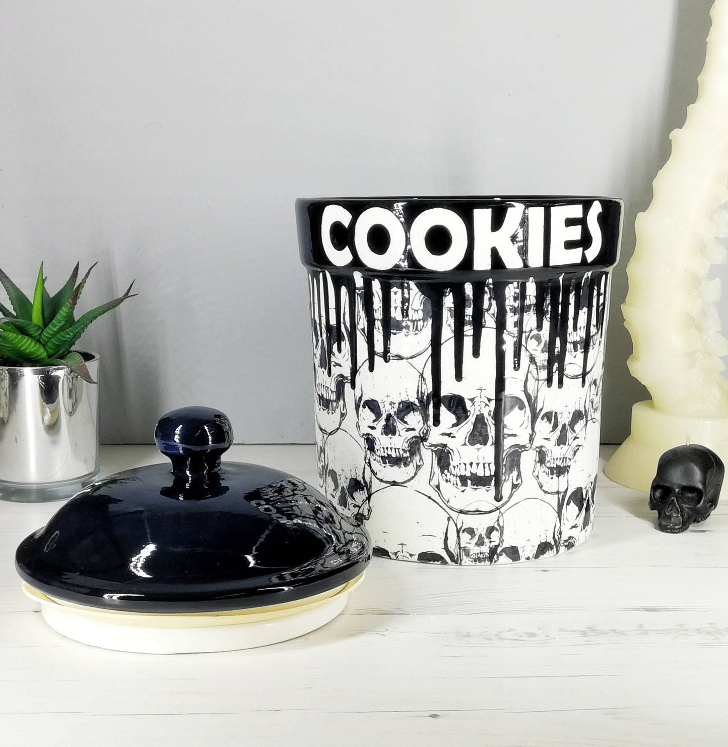 Large Cookie Jar Barrel