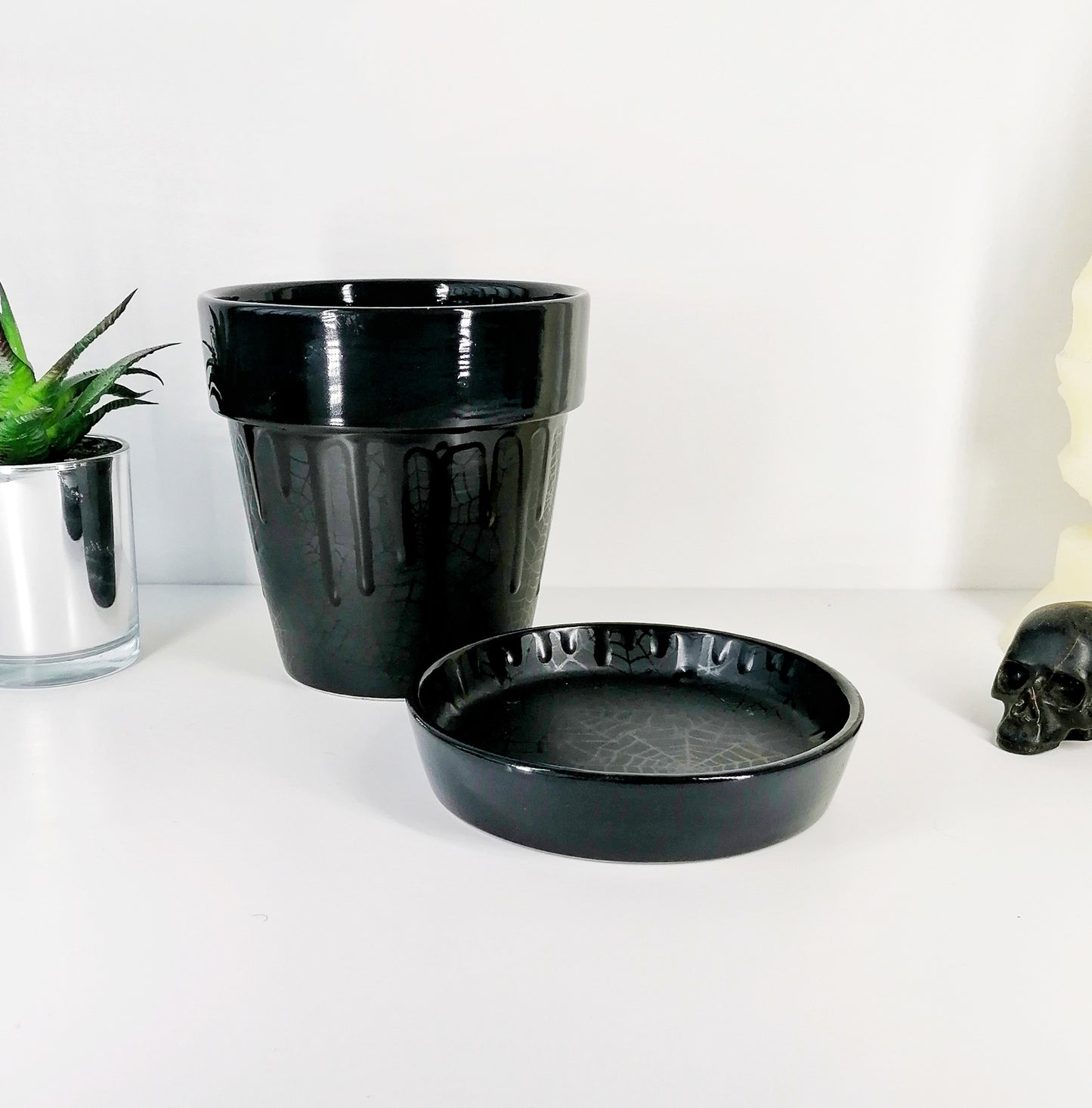 Matte Black Web Plant Pot (Ready to ship)