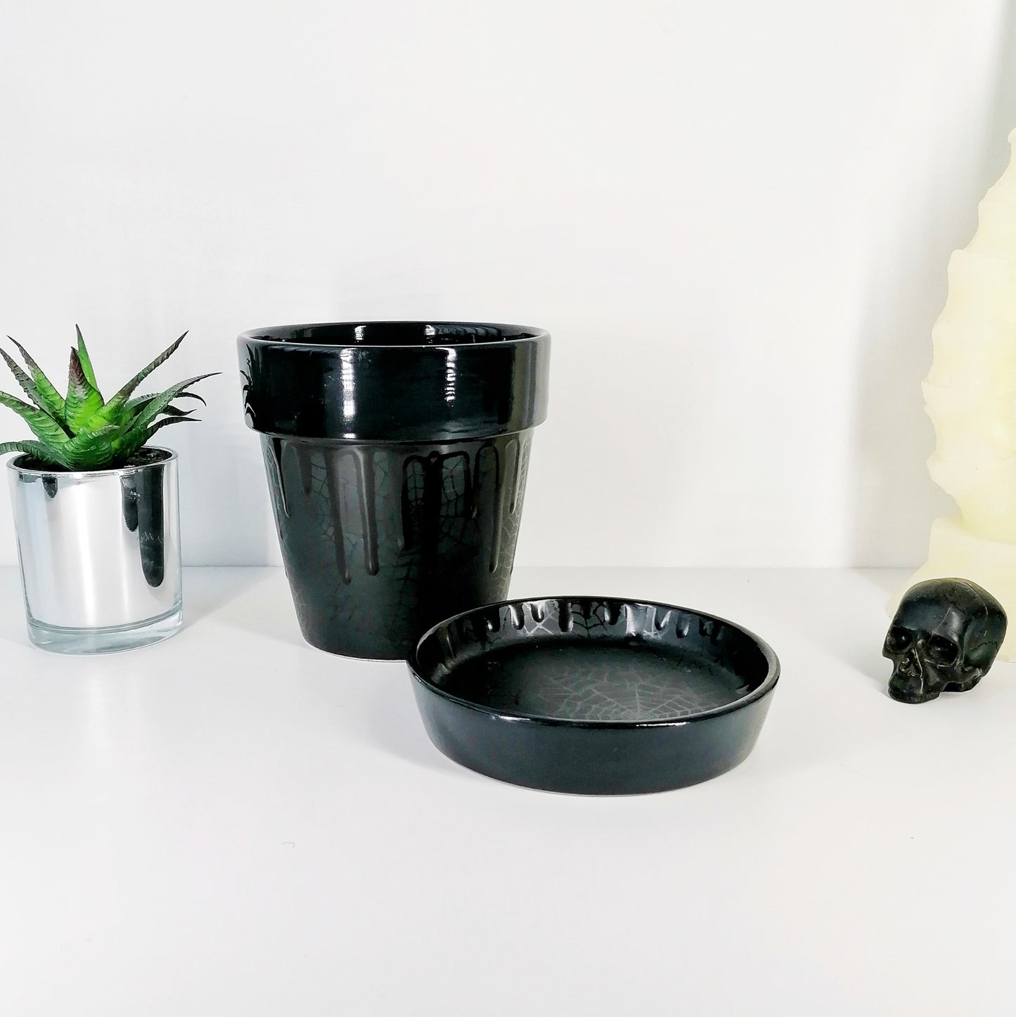 Matte Black Web Plant Pot (Ready to ship)